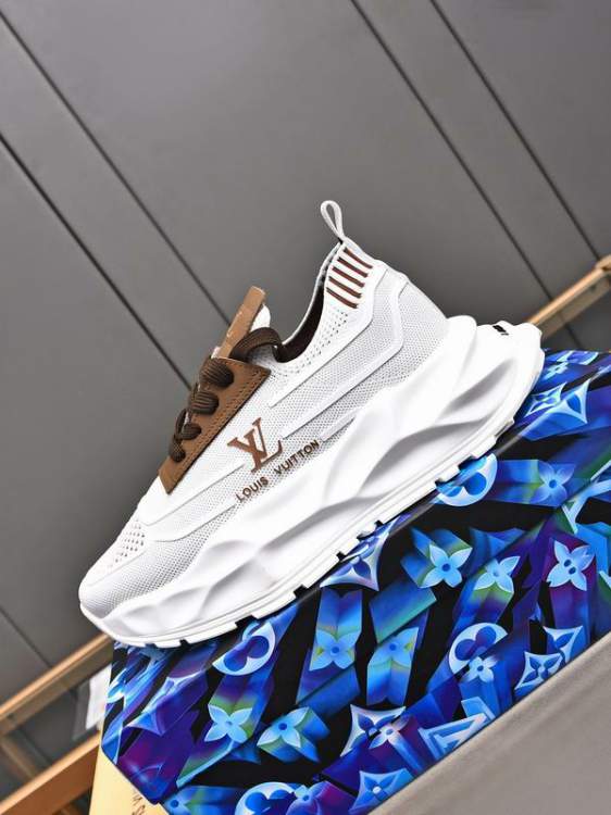 Picture of Louis Vuitton Shoes _SKULVsz38-46hnh060417385